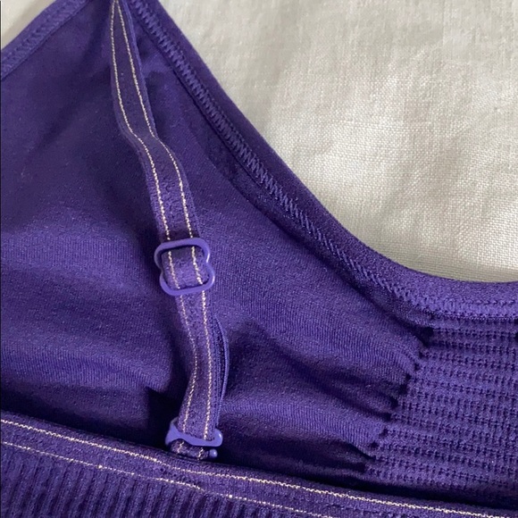 Fabletics Hudson Seamless Shine Bralette - Picture 4 of 6
